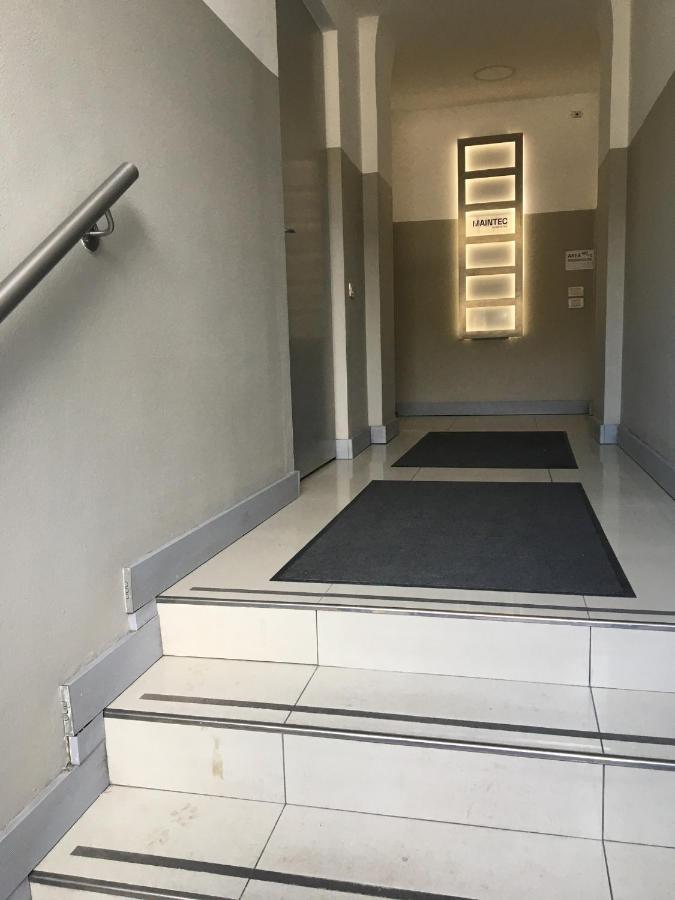 Studio Triboniano Apartment Milan Luaran gambar
